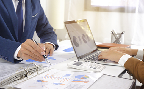 如何變更企業(yè)營業(yè)執(zhí)照經(jīng)營范圍？