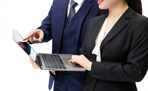 如何辦理公司變更法人的流程？