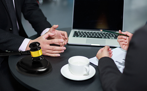 代理企業(yè)商標(biāo)注冊費(fèi)用要多少錢？